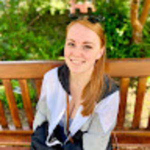 Meet your Posher, Danielle